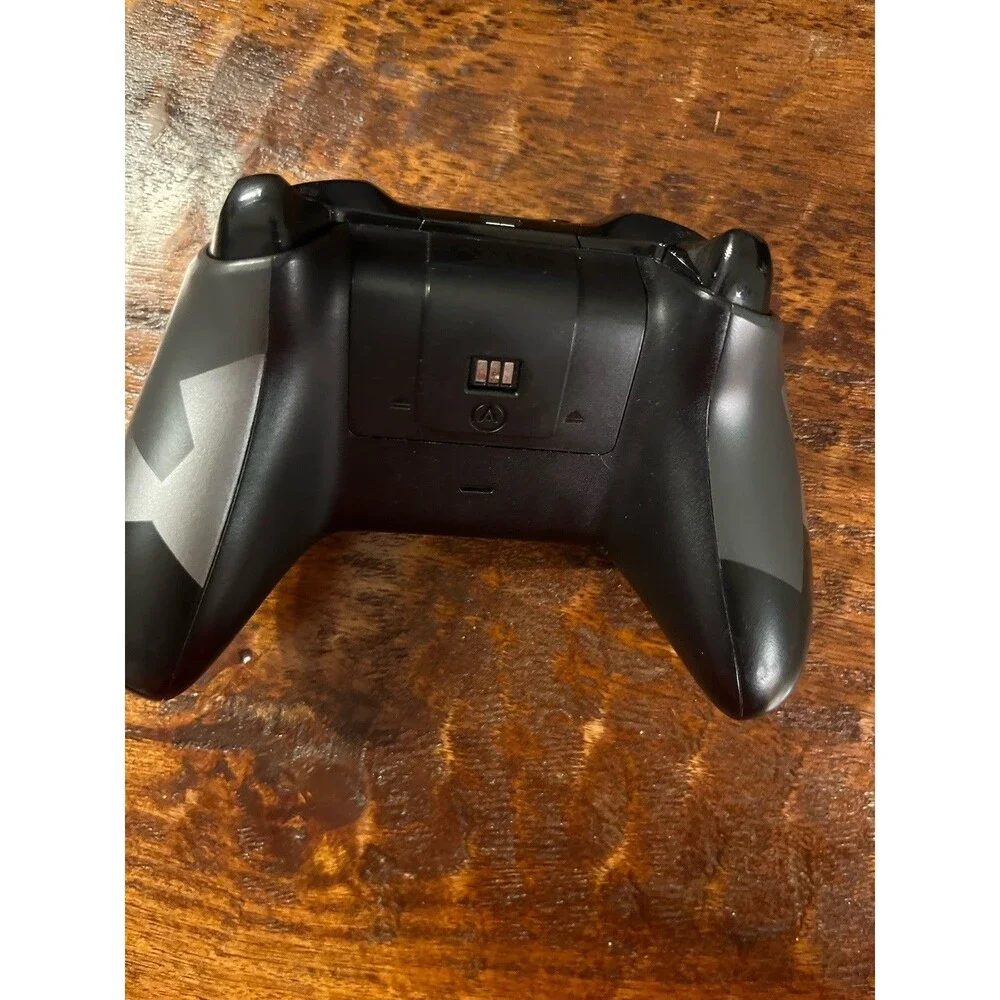 Microsoft Special Edition Covert Forces Wireless Controller Xbox One Camouflage